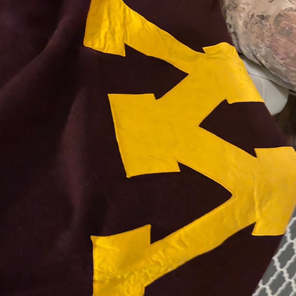 University of Minnesota stadium blanket